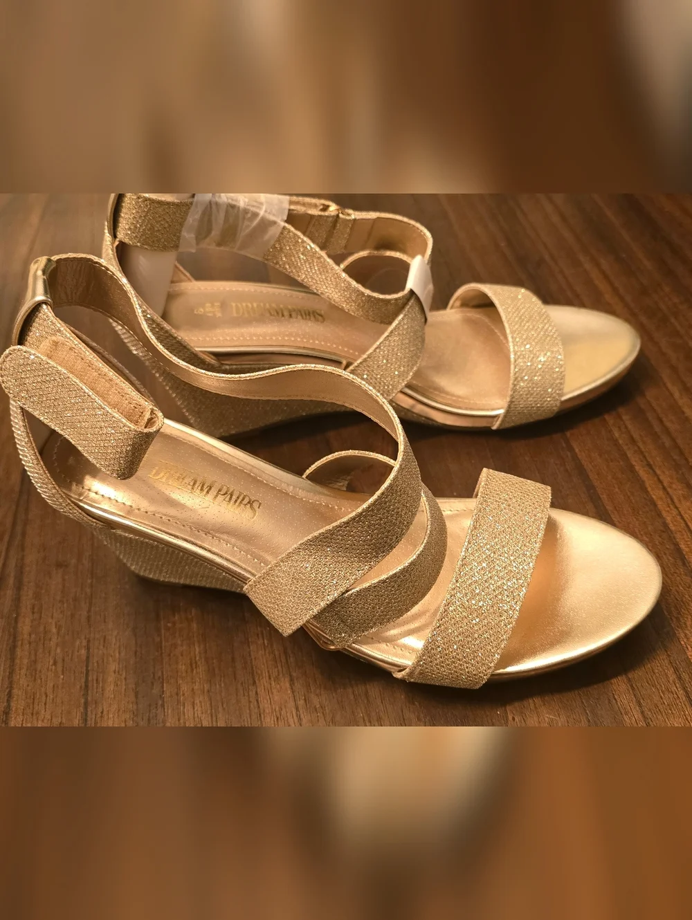 Dream Pairs Gold Glitter Strappy Sandals